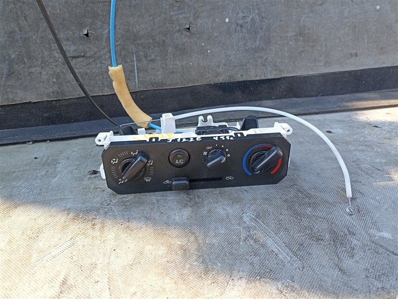 Климат-контроль TOYOTA CAMI J102E (б/у)