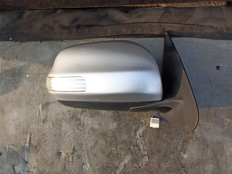 Зеркало TOYOTA RUSH J200E правое (б/у)