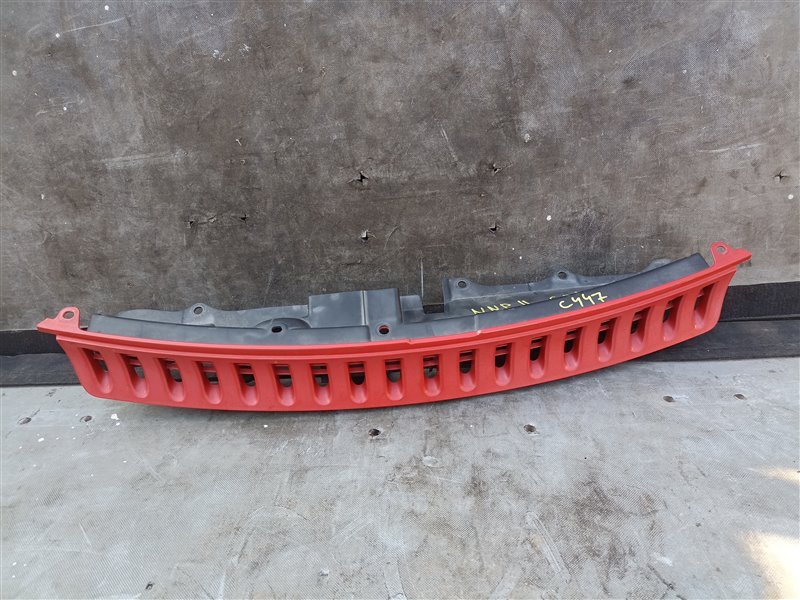 Решетка радиатора TOYOTA PORTE NNP10 (б/у)