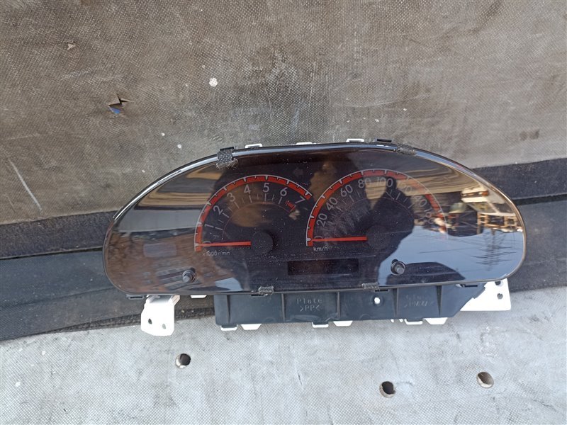 Спидометр TOYOTA PORTE NNP11 1NZ-FE (б/у)