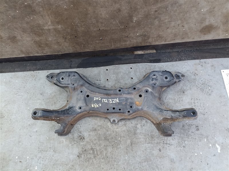 Балка под двс TOYOTA ALLEX NZE121 1NZ-FE (б/у)