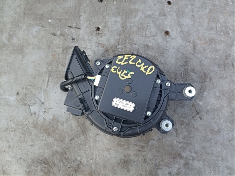 Мотор охлаждения батареи HONDA INSIGHT ZE2 (б/у)