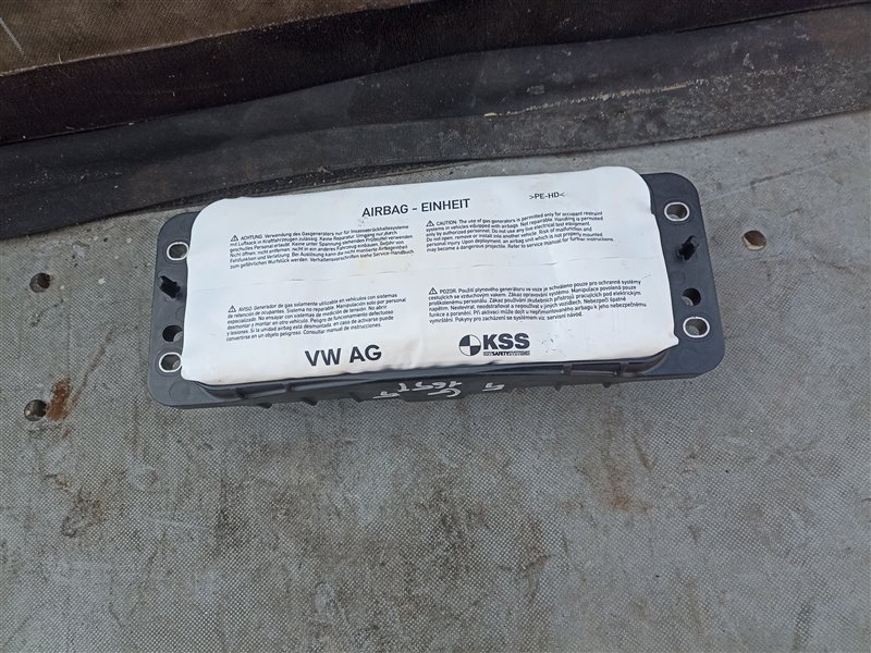 Airbag пассажирский VOLKSWAGEN GOLF 7 VARIANT 5G5 (б/у)