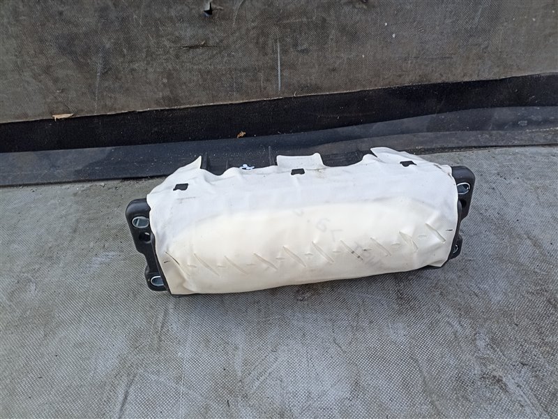 Airbag пассажирский VOLKSWAGEN PASSAT B7 (б/у)