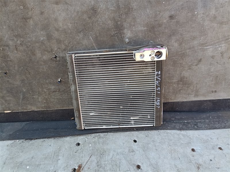 Испаритель кондиционера TOYOTA PRIUS ZVW50 (б/у)