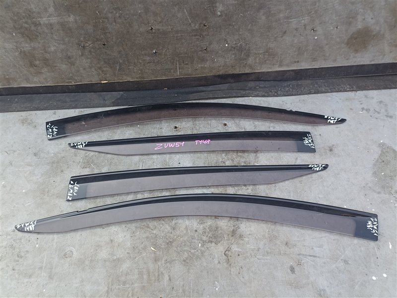 Ветровики комплект TOYOTA PRIUS ZVW50 (б/у)