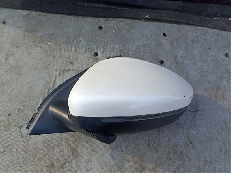 Зеркало PEUGEOT 308 T9 левое (б/у)