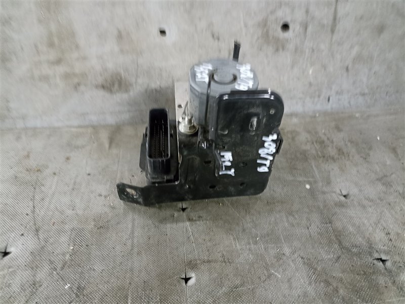 Блок abs PEUGEOT 308 T9 BH01 (10JBHY) (б/у)