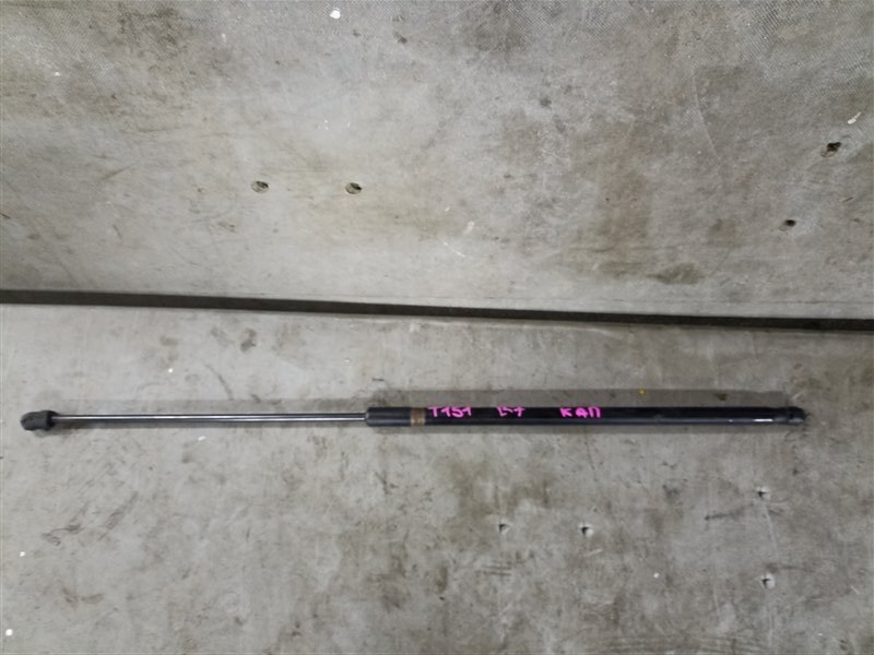 Амортизатор капота VOLKSWAGEN PASSAT B7 (б/у)