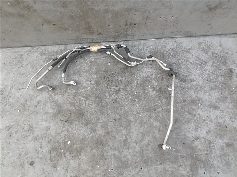 Шланг кондиционера MITSUBISHI LANCER CEDIA CS2A 4G15 (б/у)