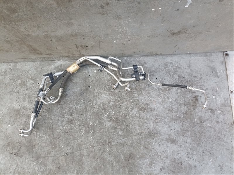 Шланг кондиционера PEUGEOT 308 T9 BH01 (10JBHY) (б/у)