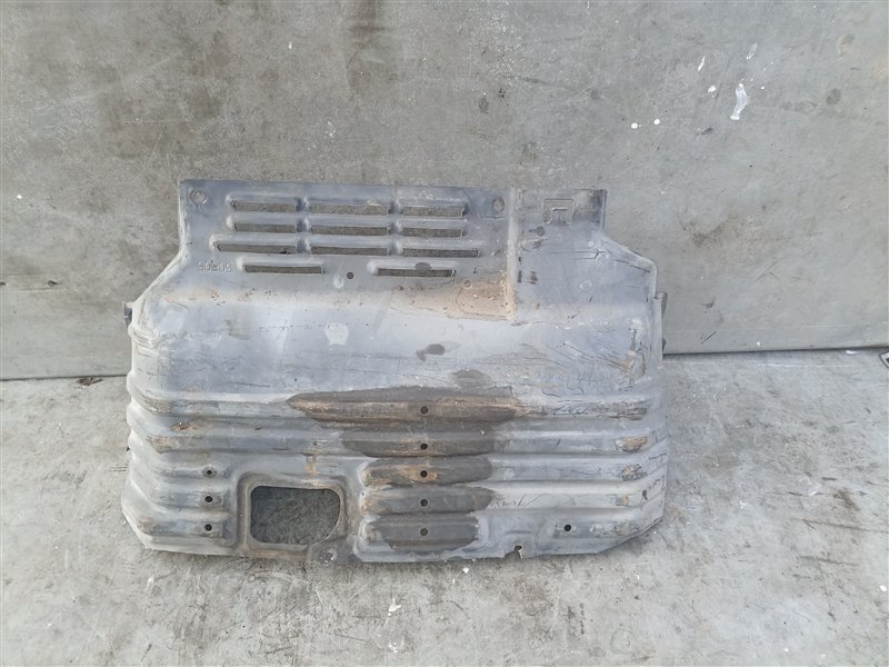 Защита двигателя NISSAN LARGO NW30 KA24DE (б/у)