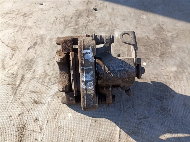 Суппорт VOLKSWAGEN POLO 6R1 CPTA задний левый (б/у)