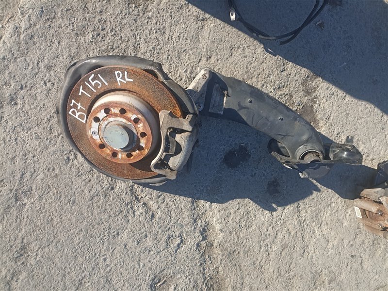 Ступица VOLKSWAGEN PASSAT VARIANT B7 задняя левая (б/у)