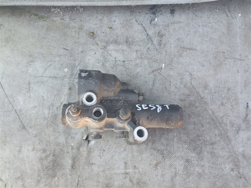 Регулятор давления тормозов MAZDA BONGO SE58T D5 (б/у)