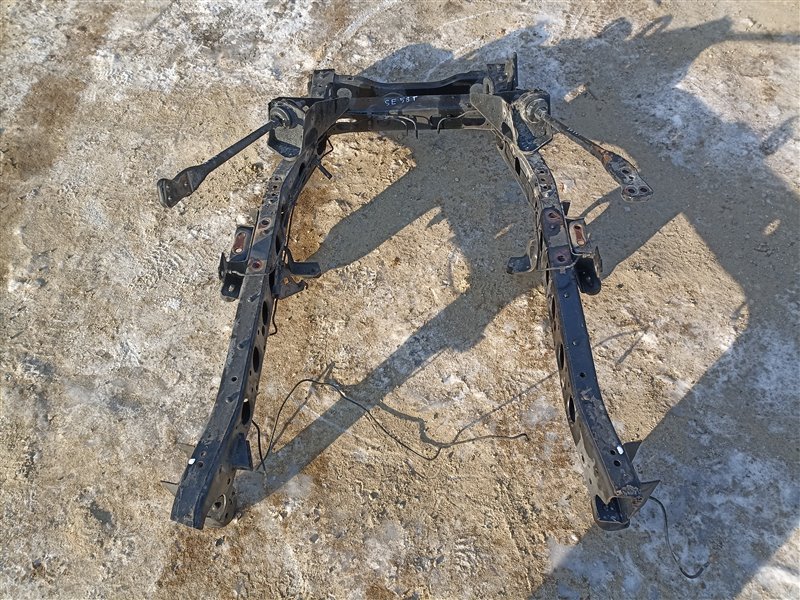 Рама MAZDA BONGO SE58T D5 передняя (б/у)