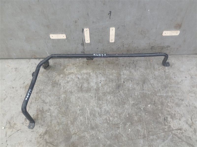 Защита топливного бака TOYOTA NOAH ZWR95 2ZR-FXE (б/у)