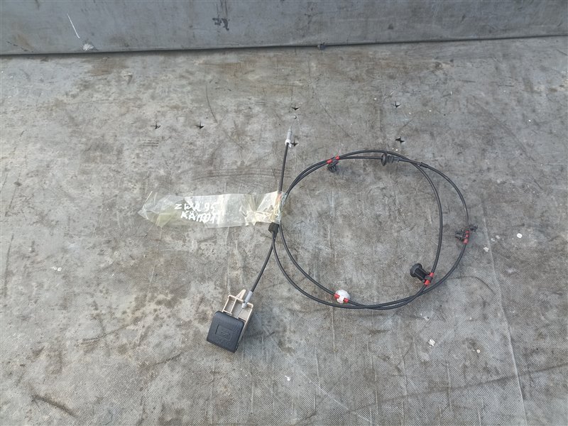 Тросик замка капота TOYOTA NOAH ZWR90 (б/у)