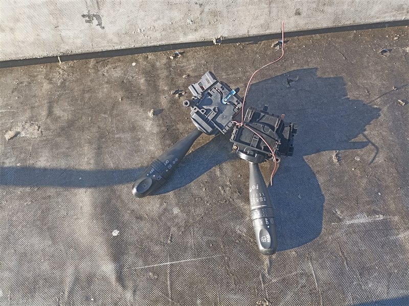 Блок подрулевых переключателей TOYOTA PORTE NNP10 (б/у)