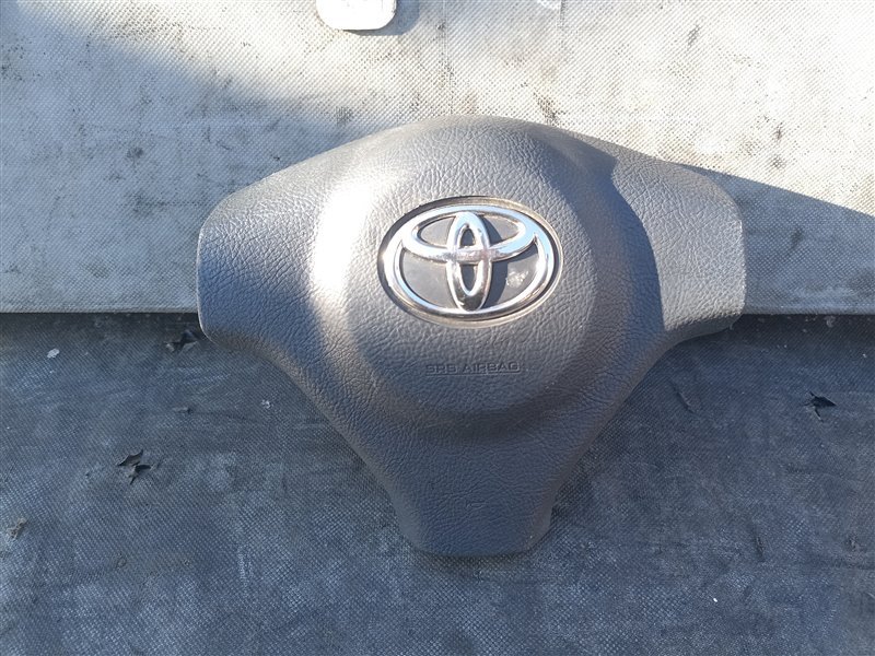 Airbag водительский TOYOTA RUSH J200E (б/у)