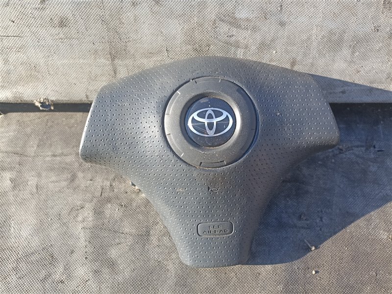 Airbag водительский TOYOTA COROLLA FIELDER NZE121 (б/у)