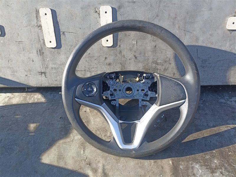 Руль HONDA FIT GK3 (б/у)