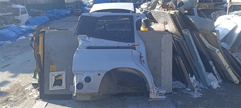 Крыло TOYOTA NOAH ZWR90 заднее правое (б/у)