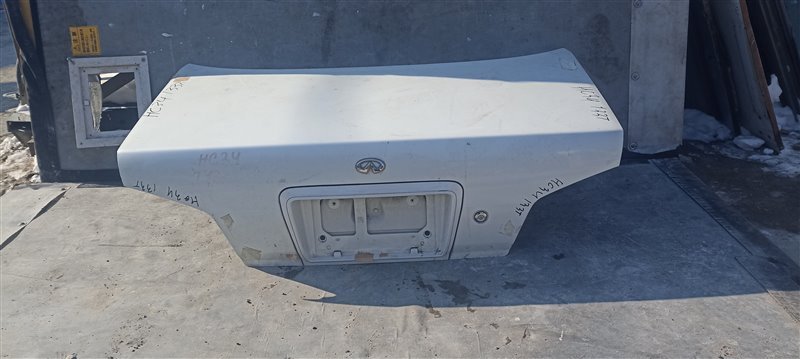 Крышка багажника NISSAN LAUREL GC35 (б/у)