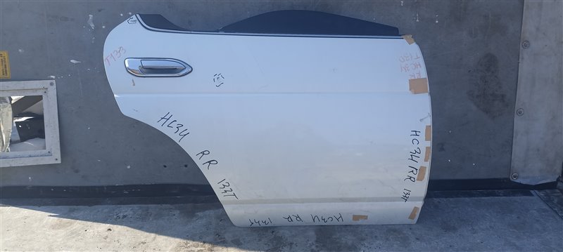 Дверь NISSAN LAUREL GC35 задняя правая (б/у)
