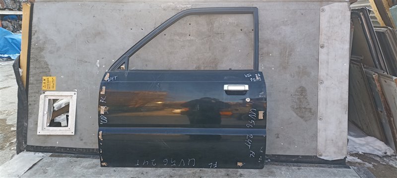 Дверь MAZDA PROCEED MARVIE UV56R передняя левая (б/у)