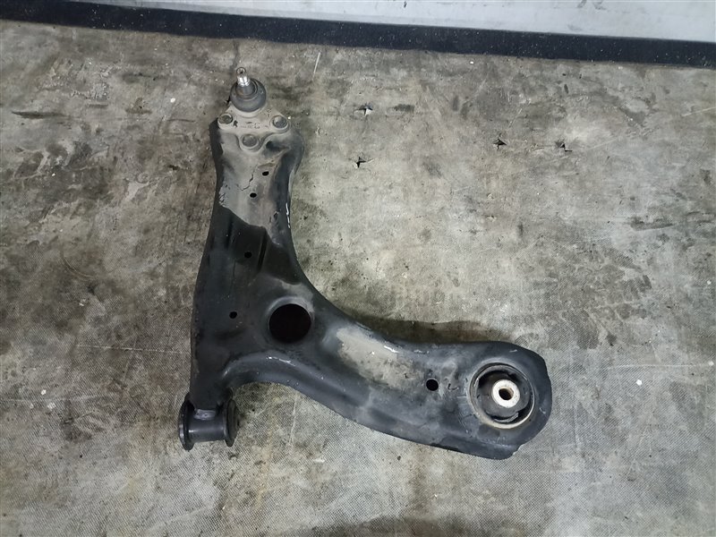 Рычаг VOLKSWAGEN POLO 6R1 передний правый (б/у)