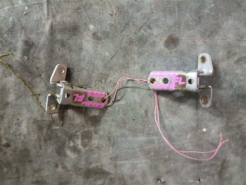 Петля дверная MITSUBISHI AIRTREK CU2W передняя левая (б/у)