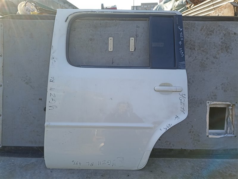 Дверь NISSAN CUBE CUBIC BGZ11 задняя левая (б/у)