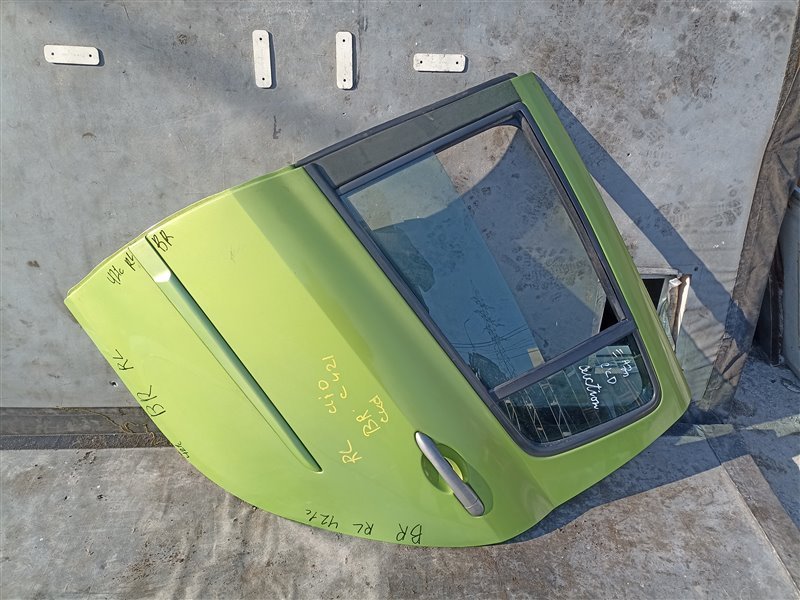 Дверь RENAULT CLIO III BR задняя левая (б/у)