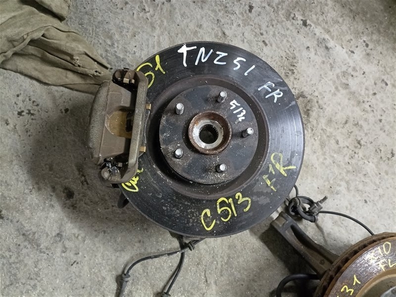 Ступица NISSAN MURANO TNZ51 QR25DE передняя правая (б/у)