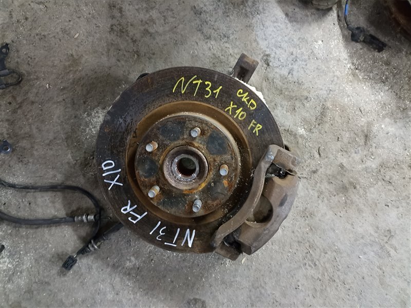 Ступица NISSAN X-TRAIL NT31 MR20DE передняя правая (б/у)