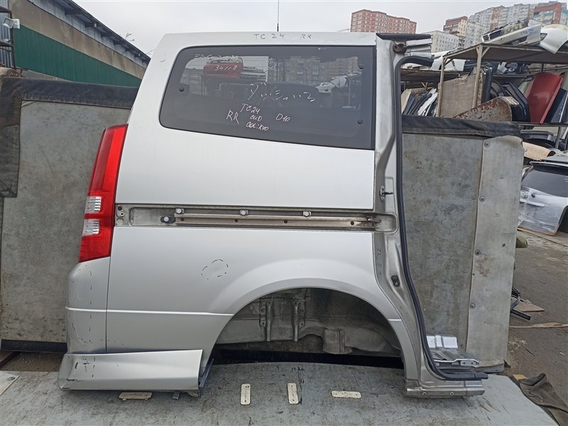 Крыло NISSAN SERENA TC24 заднее правое (б/у)