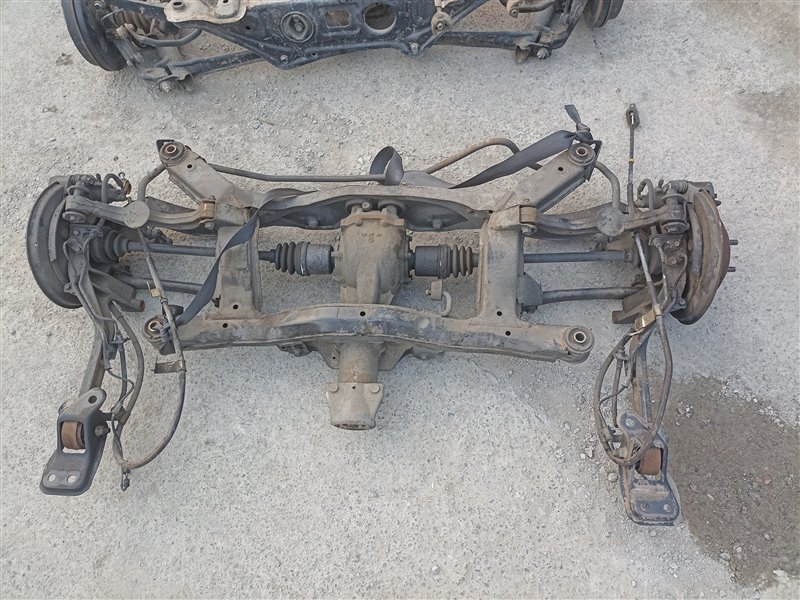 Балка SUBARU LEGACY BH5 EJ206 задняя (б/у)