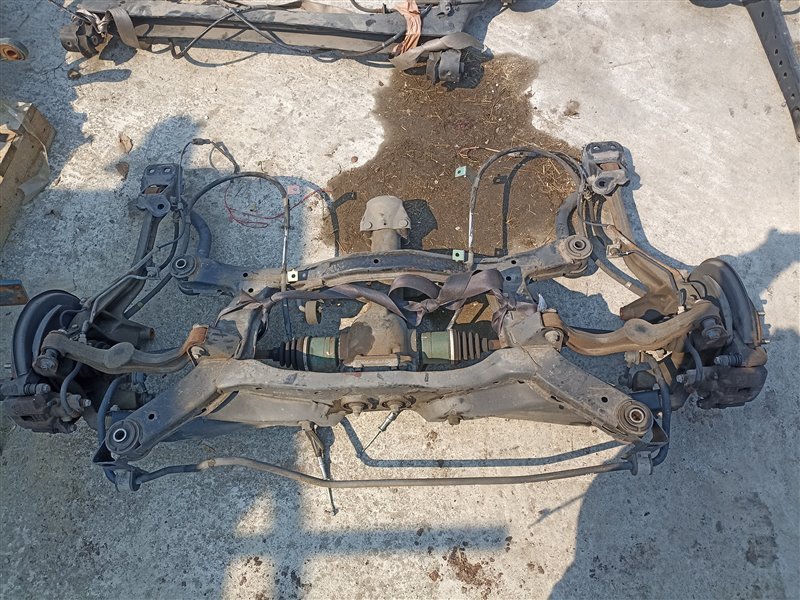 Балка SUBARU LEGACY BH5 EJ202 задняя (б/у)