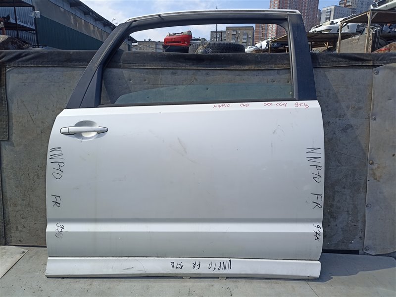 Дверь TOYOTA PORTE NNP10 передняя левая (б/у)