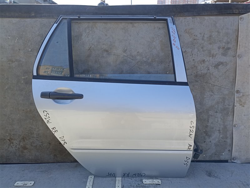Дверь MITSUBISHI LANCER CS2V задняя правая (б/у)