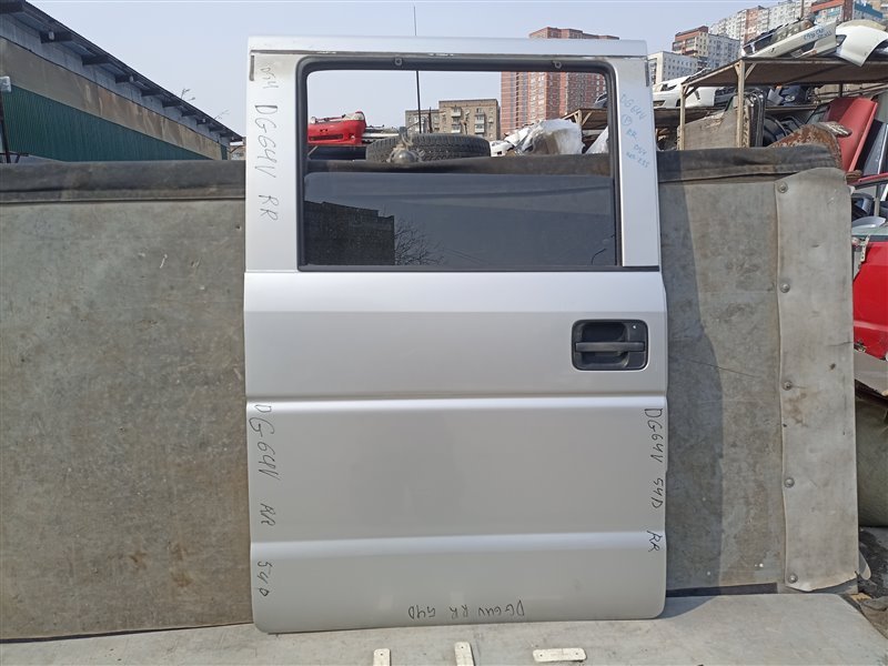 Дверь MAZDA SCRUM DG64V задняя правая (б/у)