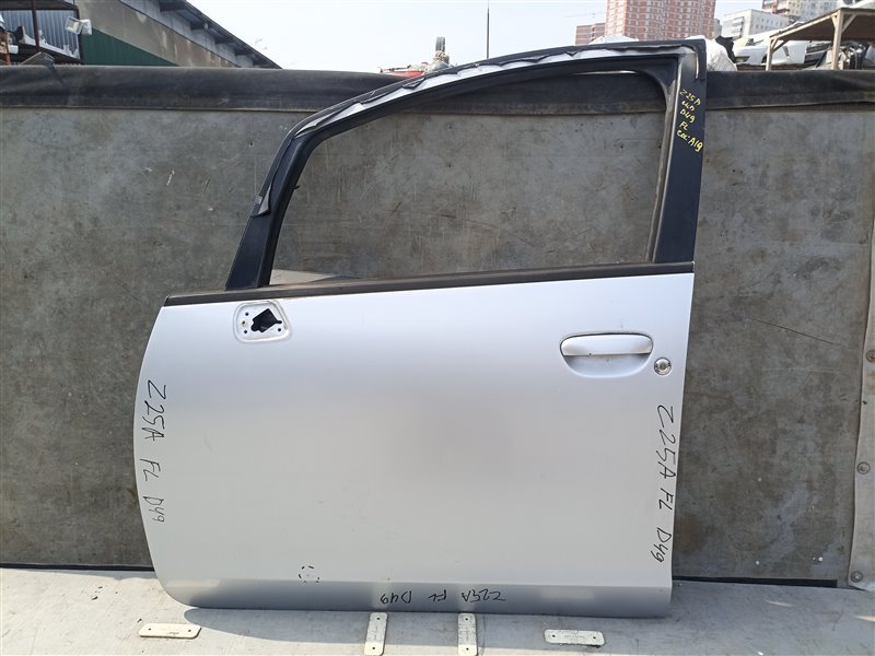 Дверь MITSUBISHI COLT Z25A передняя левая (б/у)