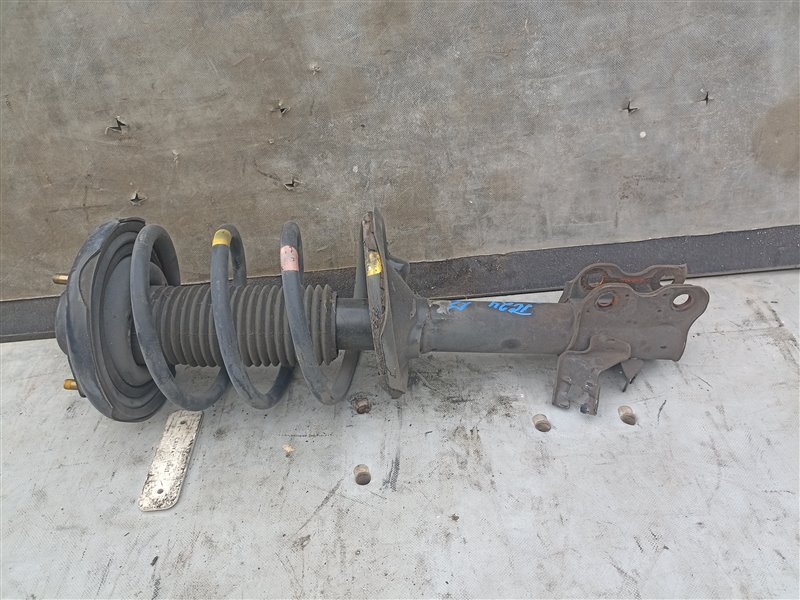 Стойка NISSAN SERENA TC24 QR20DE передняя левая (б/у)