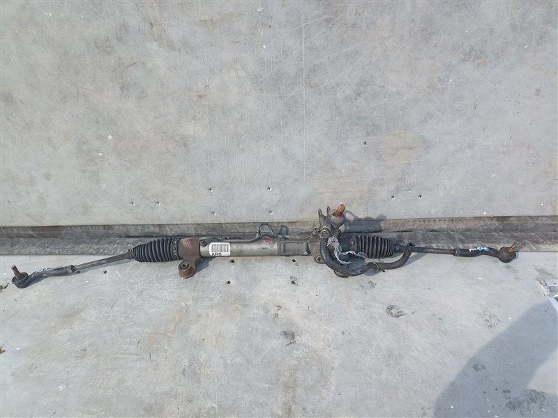 Рулевая рейка TOYOTA NOAH AZR60 1AZ-FSE (б/у)