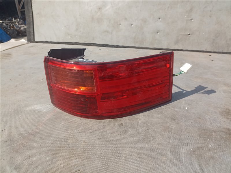 Стоп-сигнал NISSAN LAFESTA B30 правый (б/у)