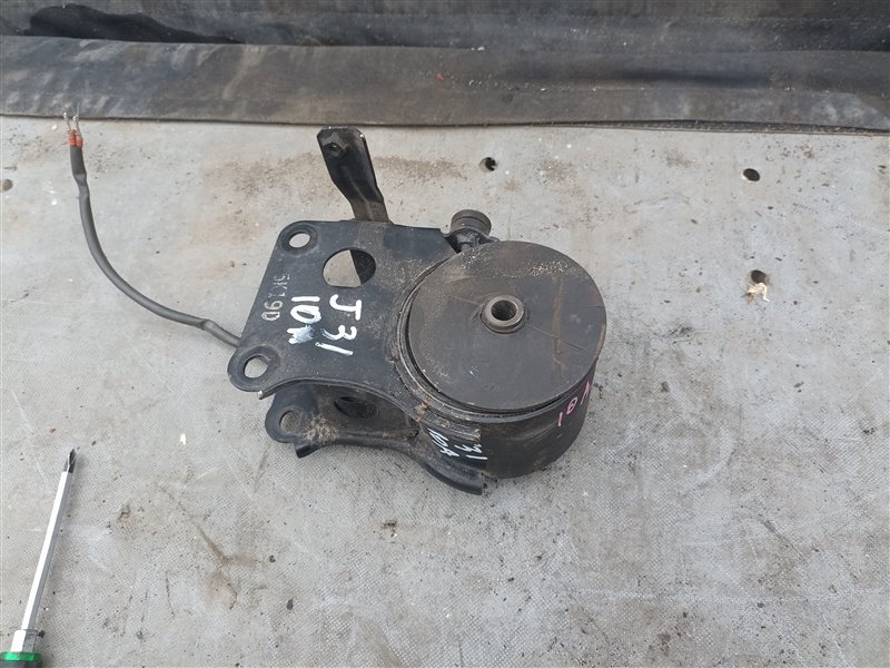 Подушка двигателя NISSAN TEANA J31 VQ23DE задняя (б/у)