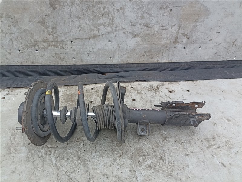 Стойка NISSAN PRESAGE PU31 VQ35DE передняя левая (б/у)