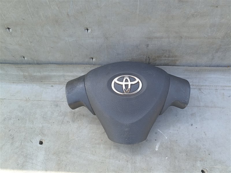 Airbag водительский TOYOTA COROLLA AXIO NZE141 (б/у)