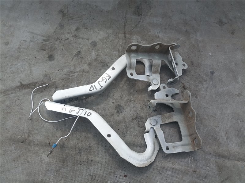 Петля капота TOYOTA IQ KGJ10 (б/у)